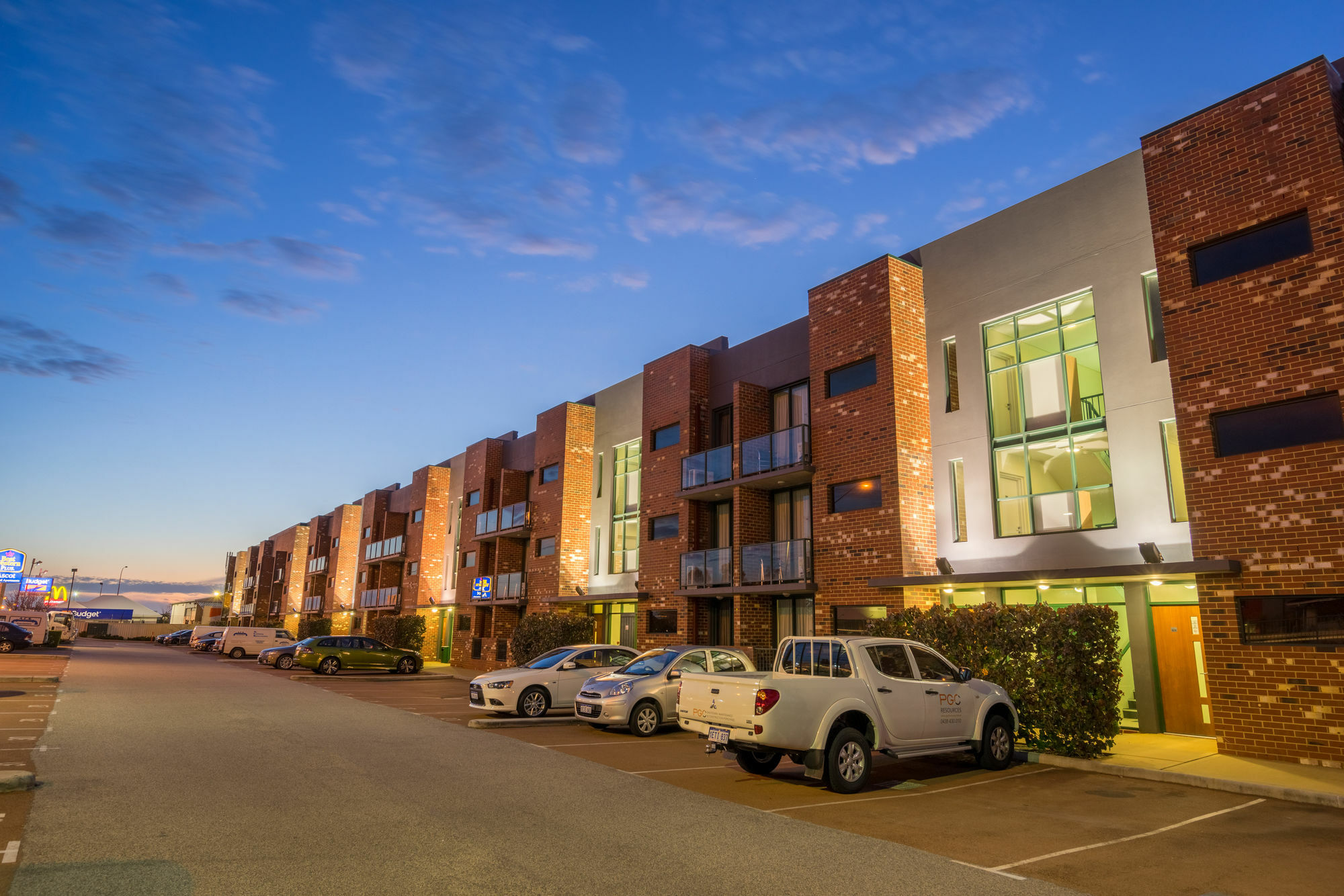 Perth Ascot Central Apartment Hotel Official Exterior photo